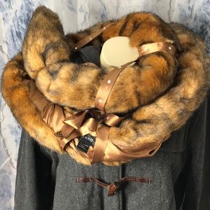 NWoT Ashro Faux Fur Vegan Shawl 84 inches long 7 feet